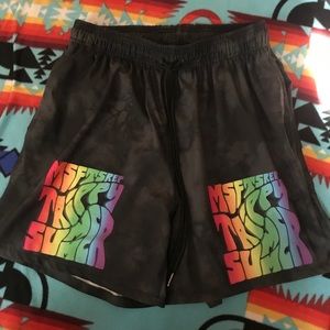 MSFTSrep trippy summer short